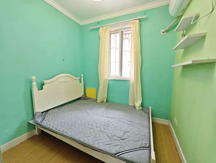 银都新村 随时看房·