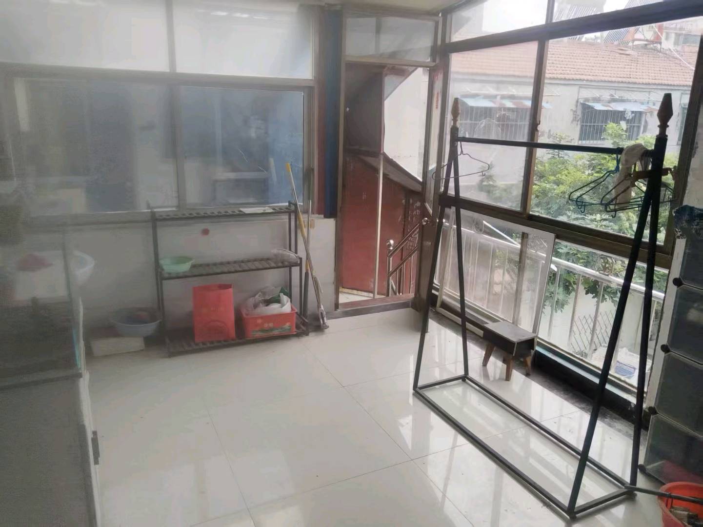 工农路工西二巷 随时看房·