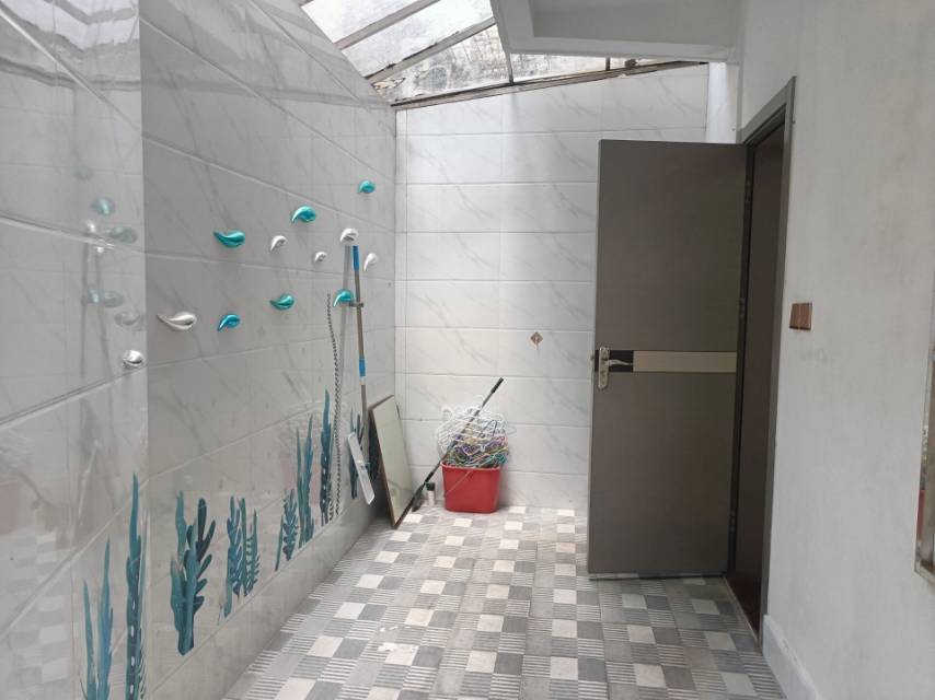 东风东路大院 随时看房·