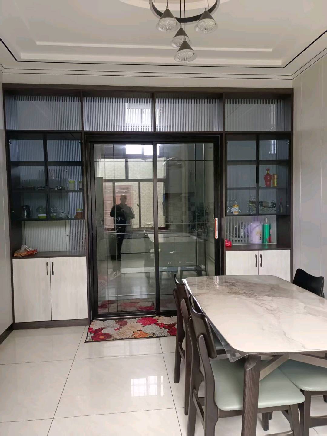 城南绿地公园向里走200米 随时看房·