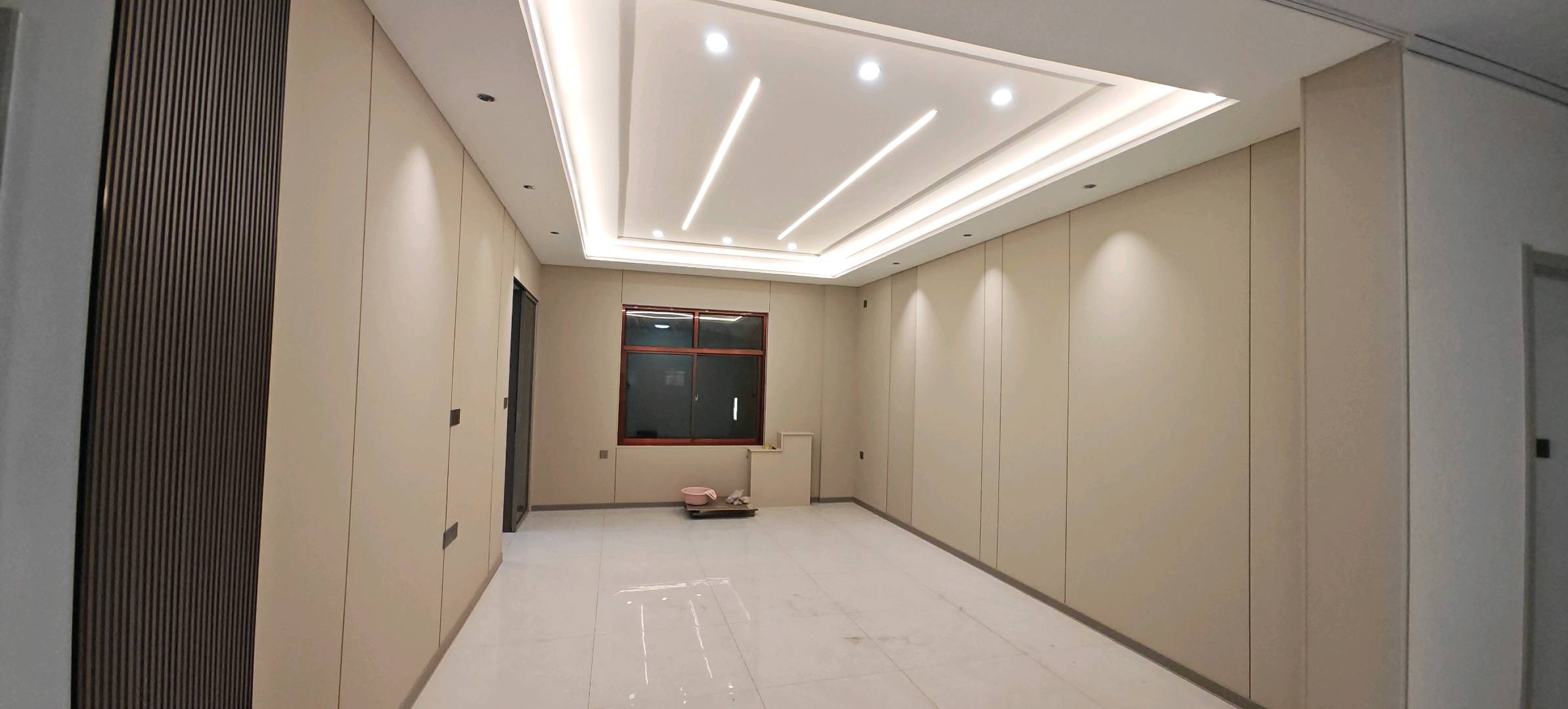 城南绿地公园往里走200米 随时看房·