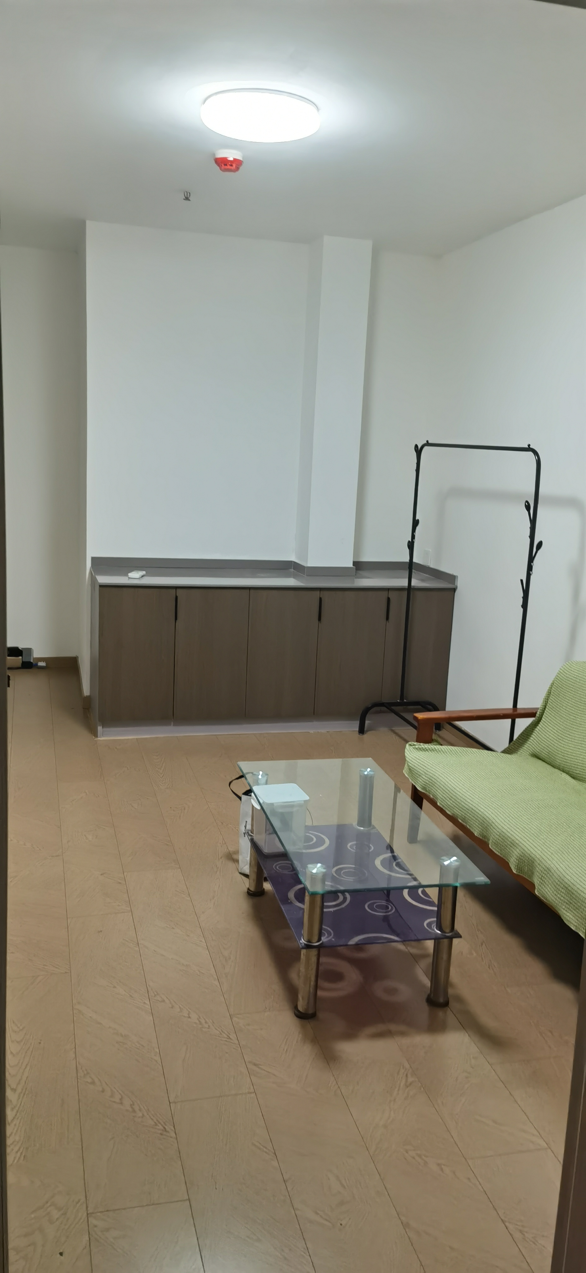 绿港花园 2居室 1350元/月