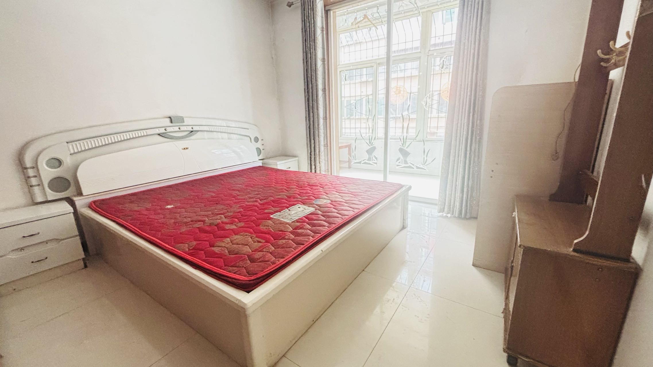 红沟小区东区 随时看房·