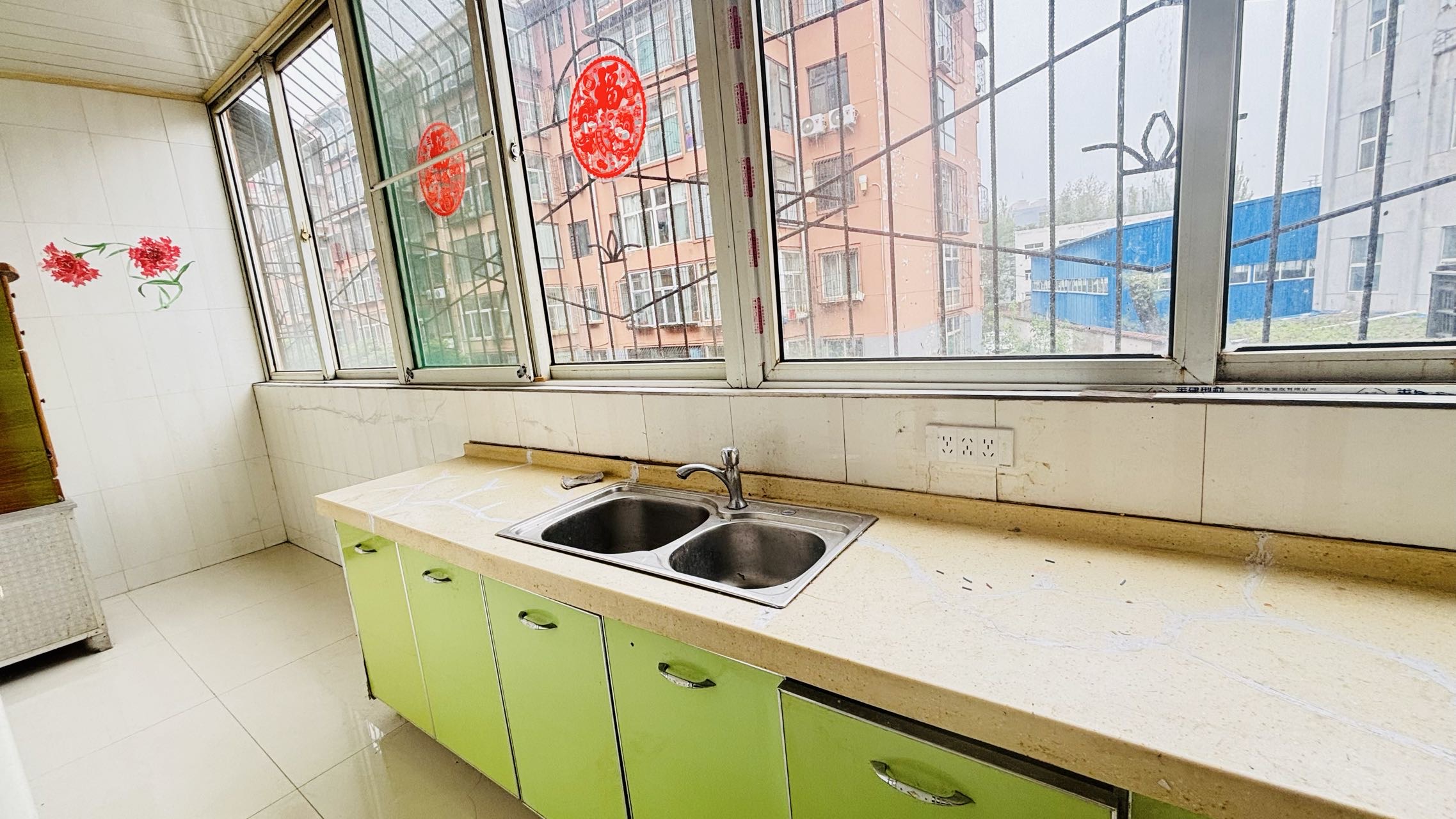 红沟小区东区 随时看房·