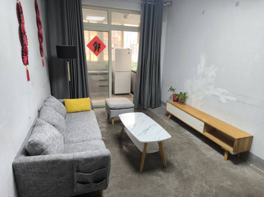 东方雅苑 2居室 1550元/月