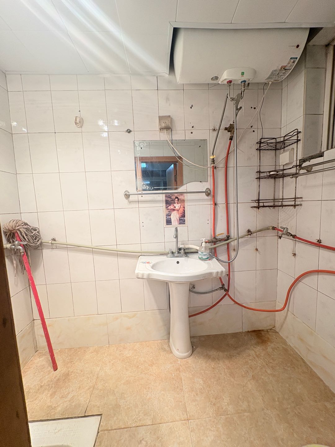 州财政局中桥宿舍 随时看房·