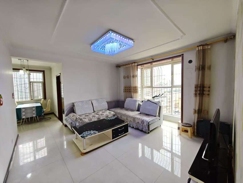 阳光丽景小区 随时看房·