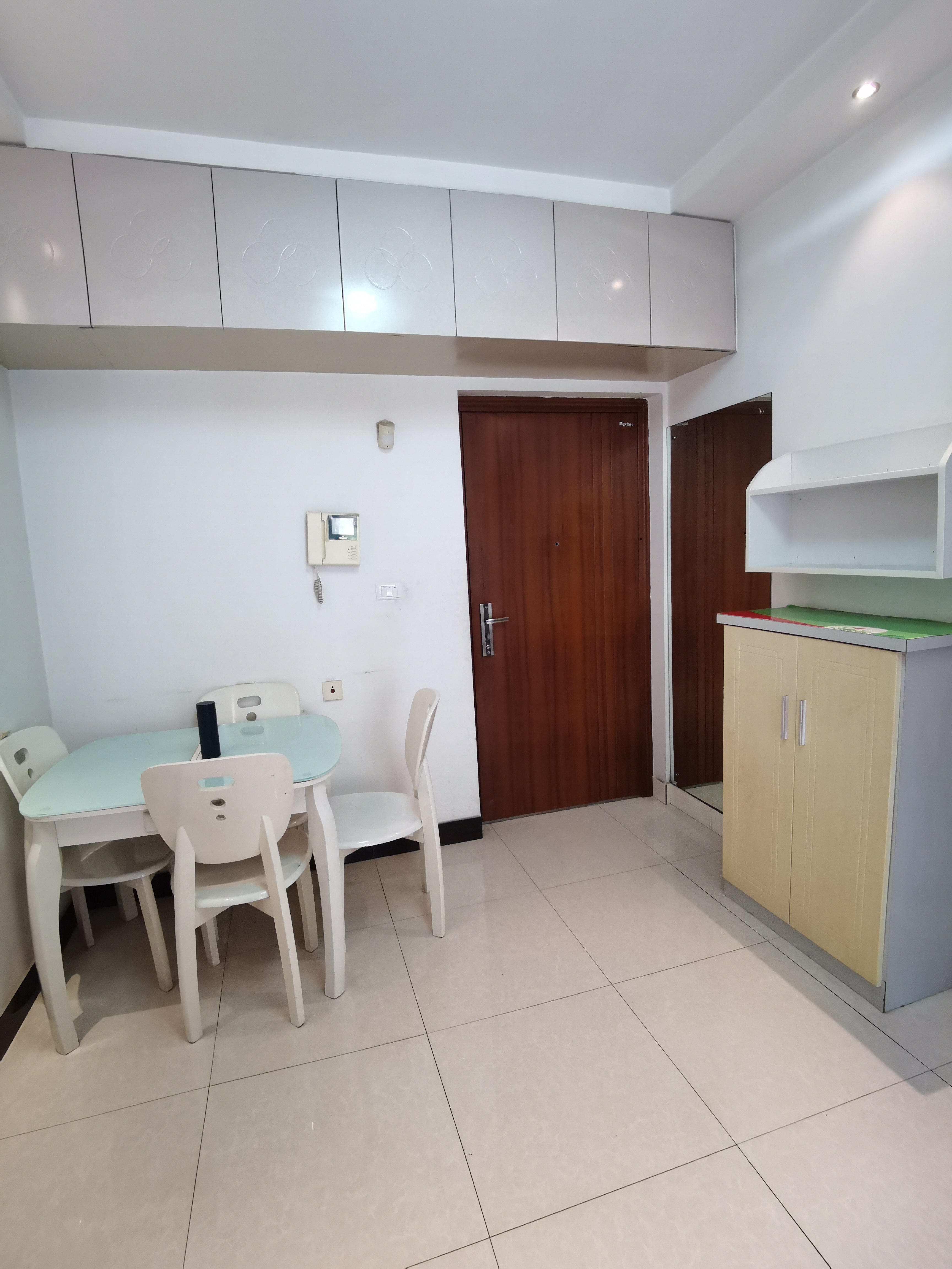 兰溪谷地 1居室 1100元/月