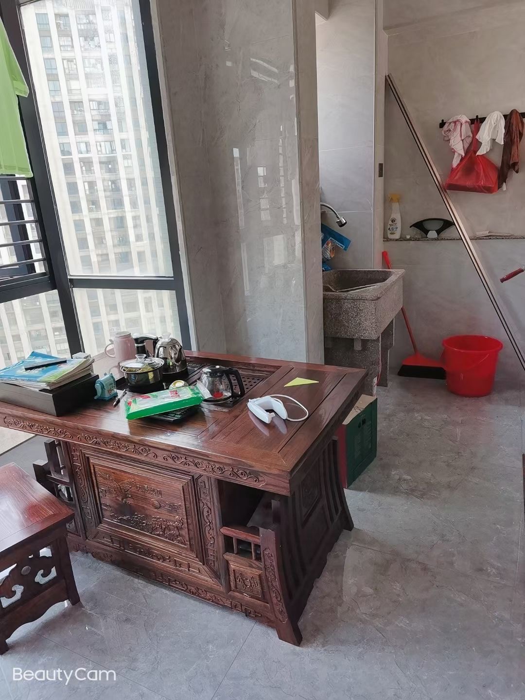 泉州市东海领尚大厦B1301）