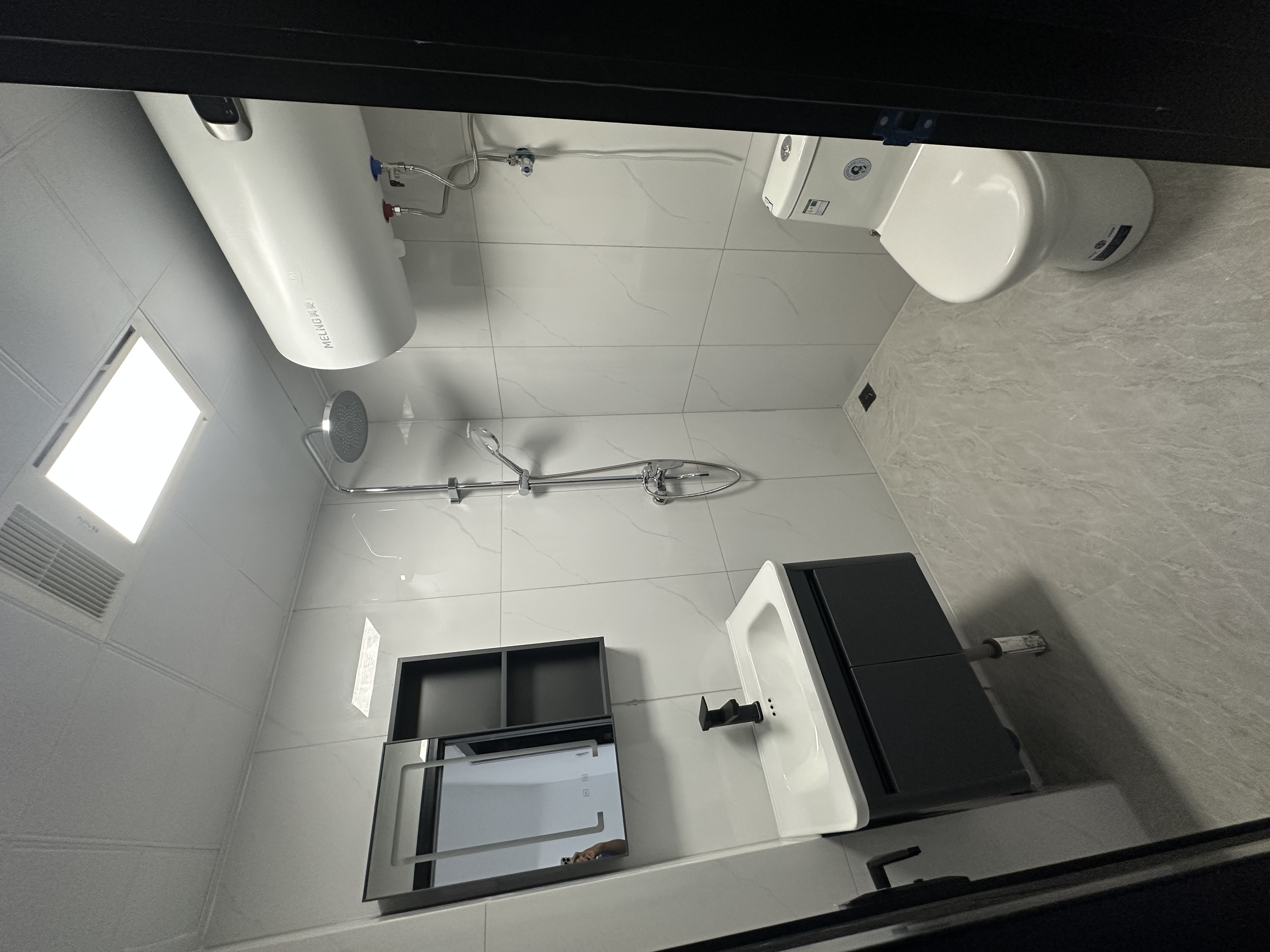 喜莱乐公寓 随时看房·