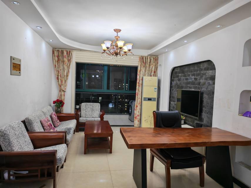 江汽六村 2居室 2100元/月