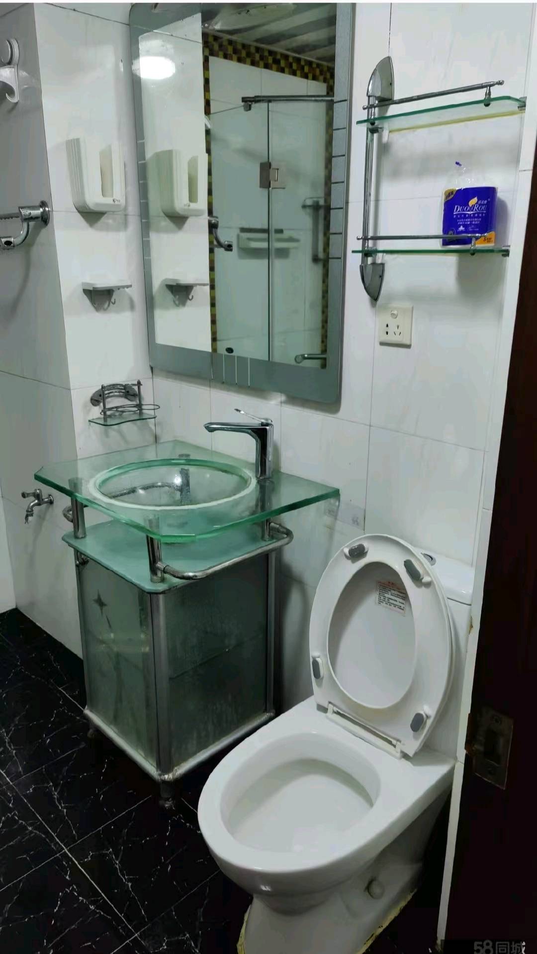 九龙花园 随时看房·