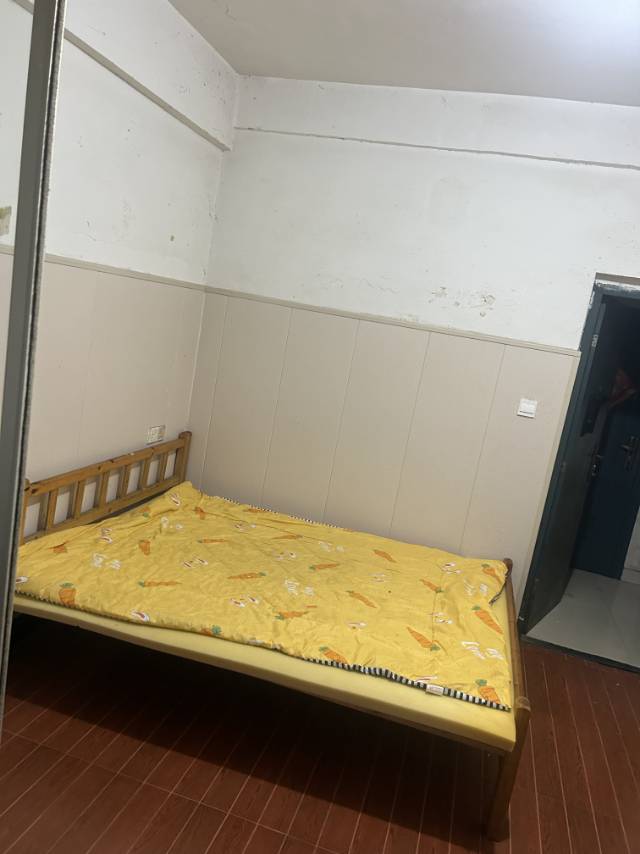 凌云5区 随时看房·