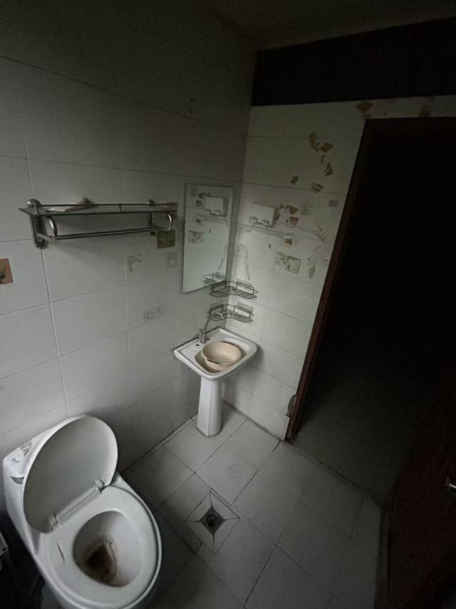 凌云5区 随时看房·