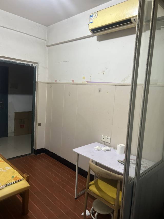 凌云5区 随时看房·