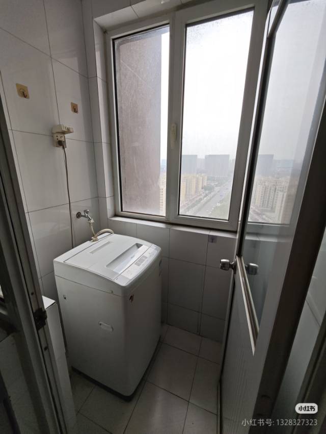 唐城小区 随时看房·