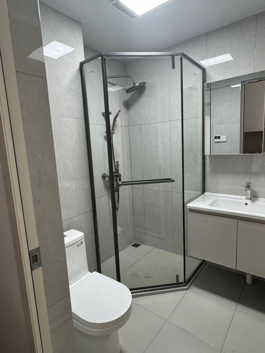 湖边湾璟A区 随时看房·