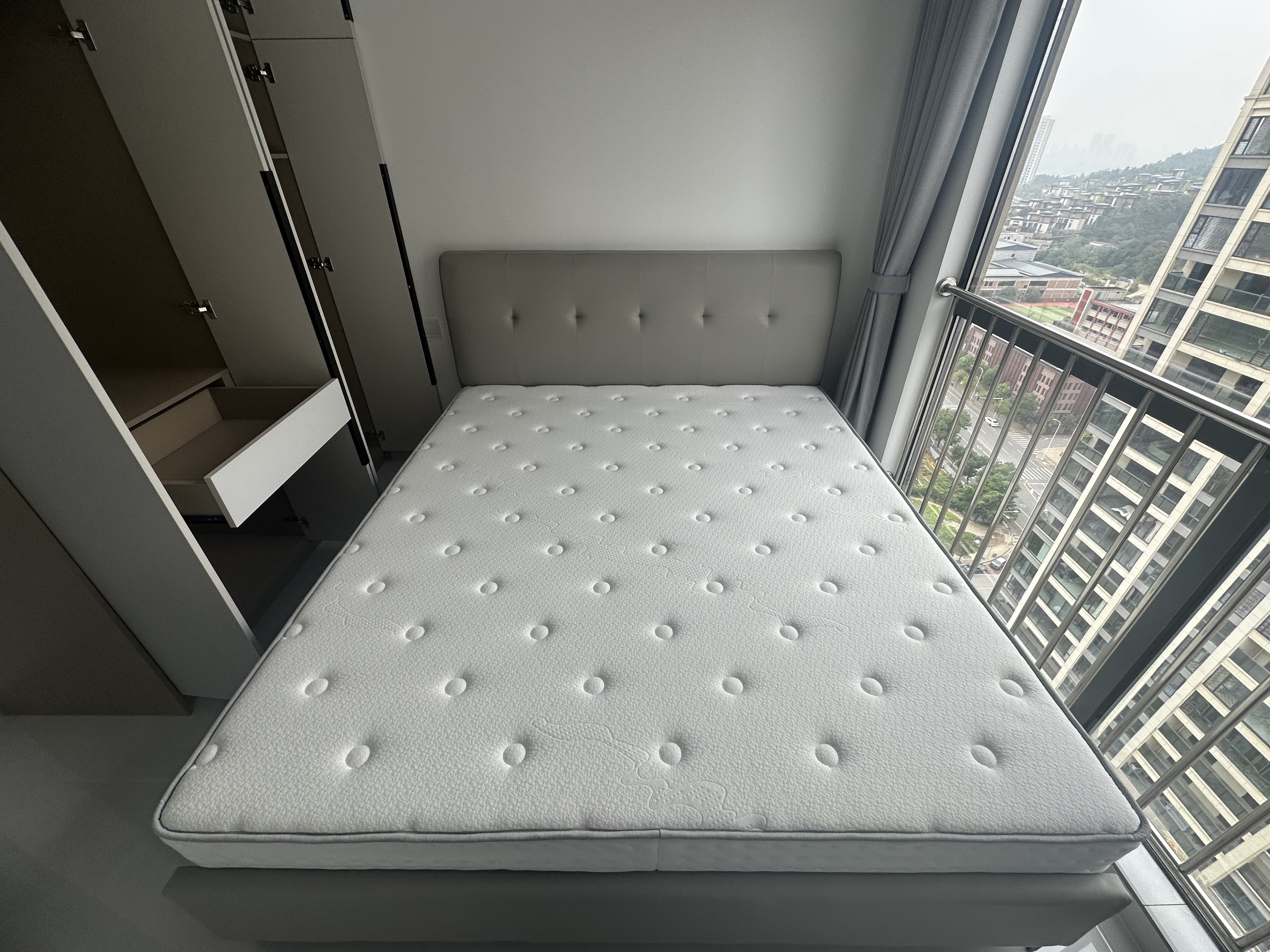 秀峰一品 随时看房·