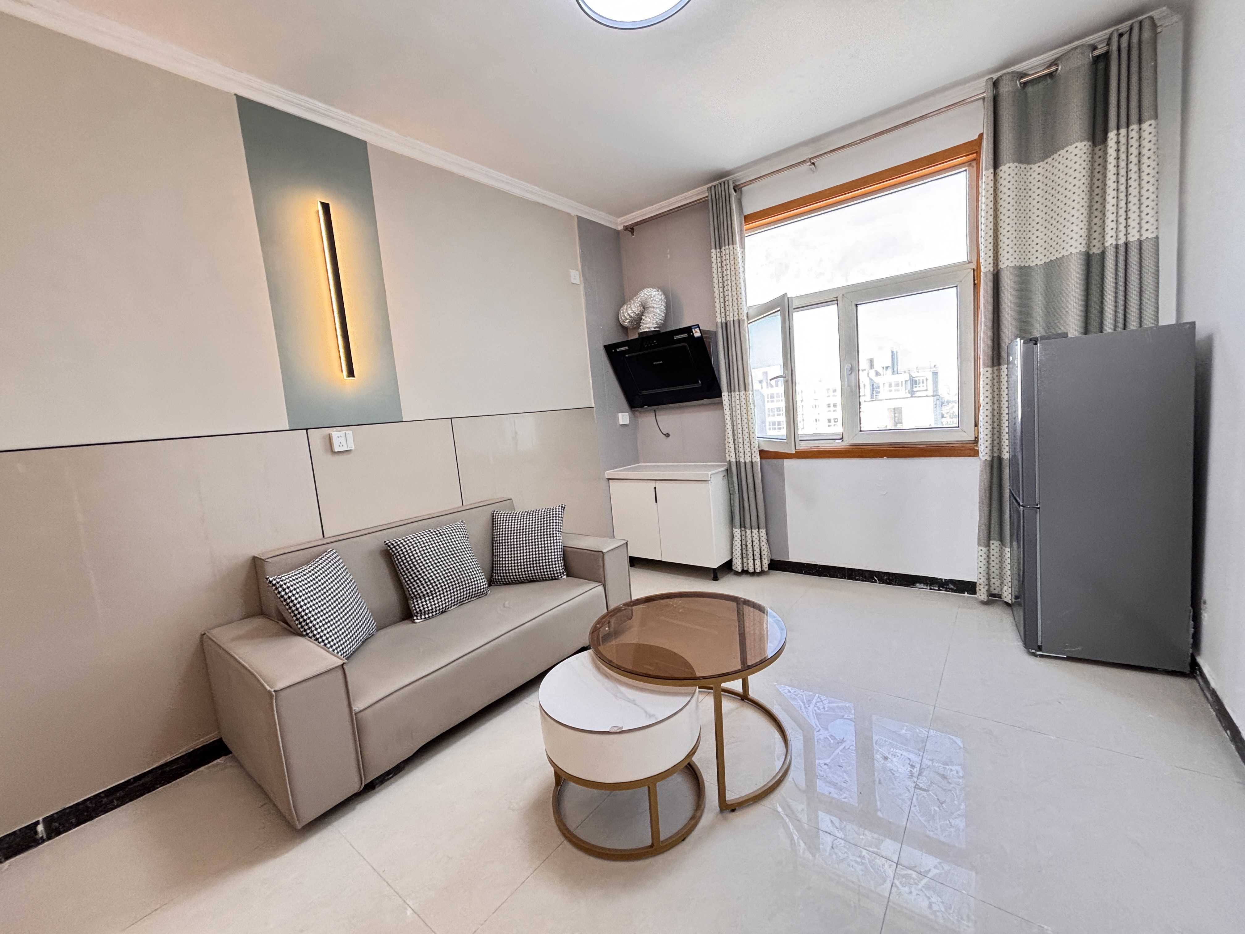 信工学院家属楼 1居室 1200元/月