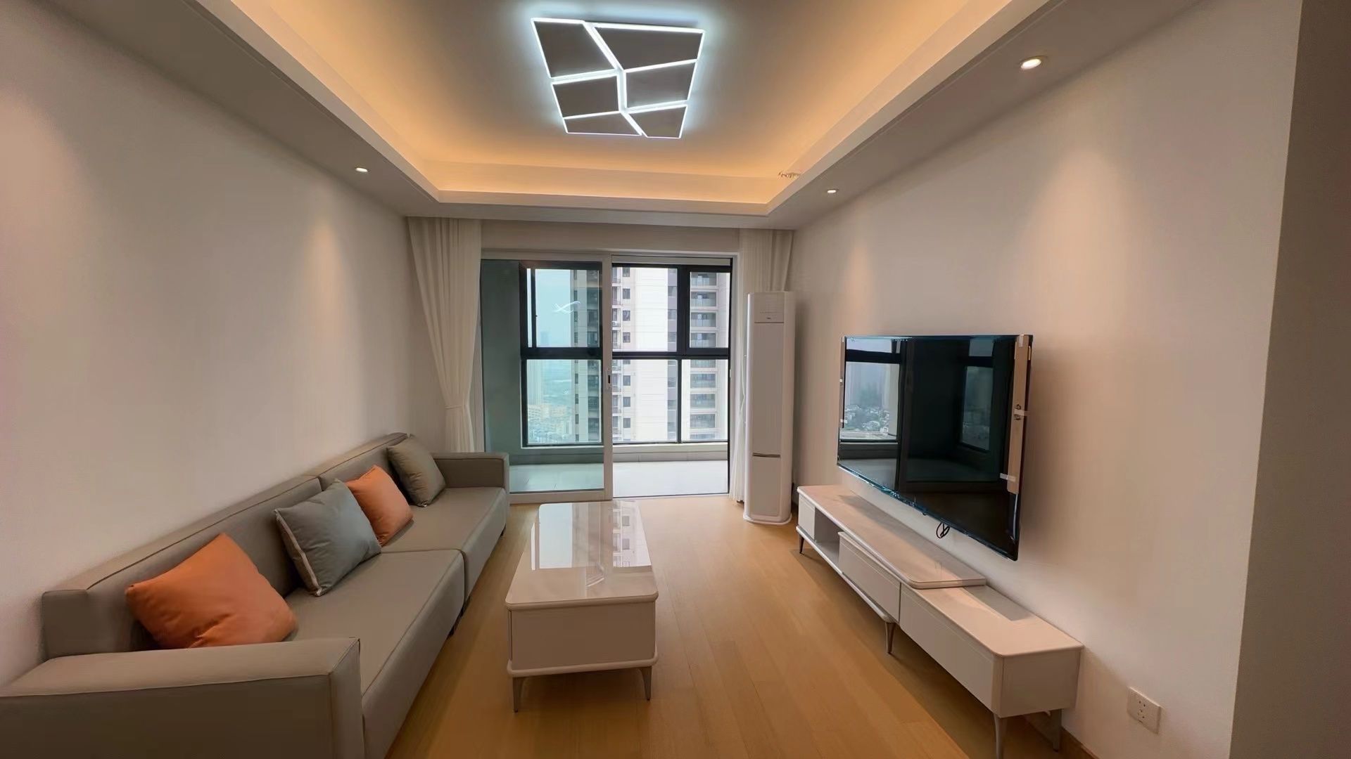 天地雅园 3居室 800元/月