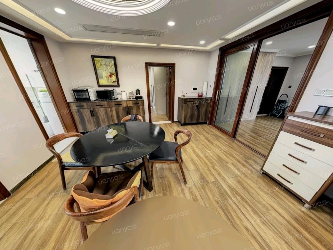 长城馨苑 随时看房·