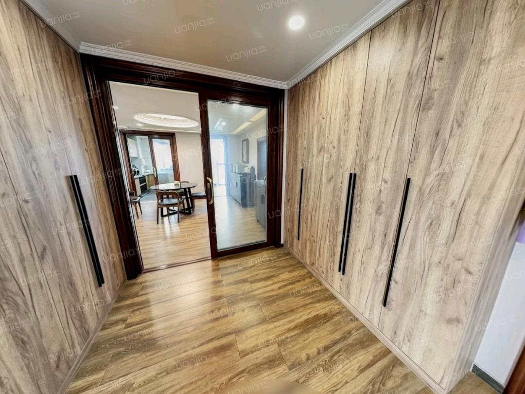 长城馨苑 随时看房·