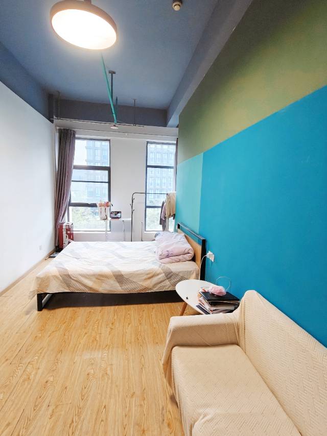 乐时城 1居室 2800元/月