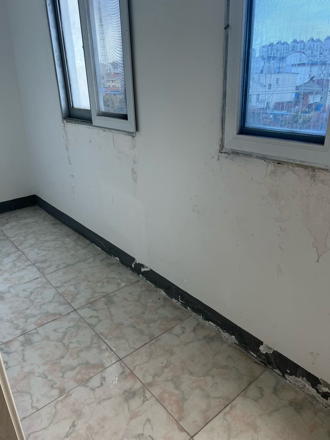 乡体委大院 随时看房·