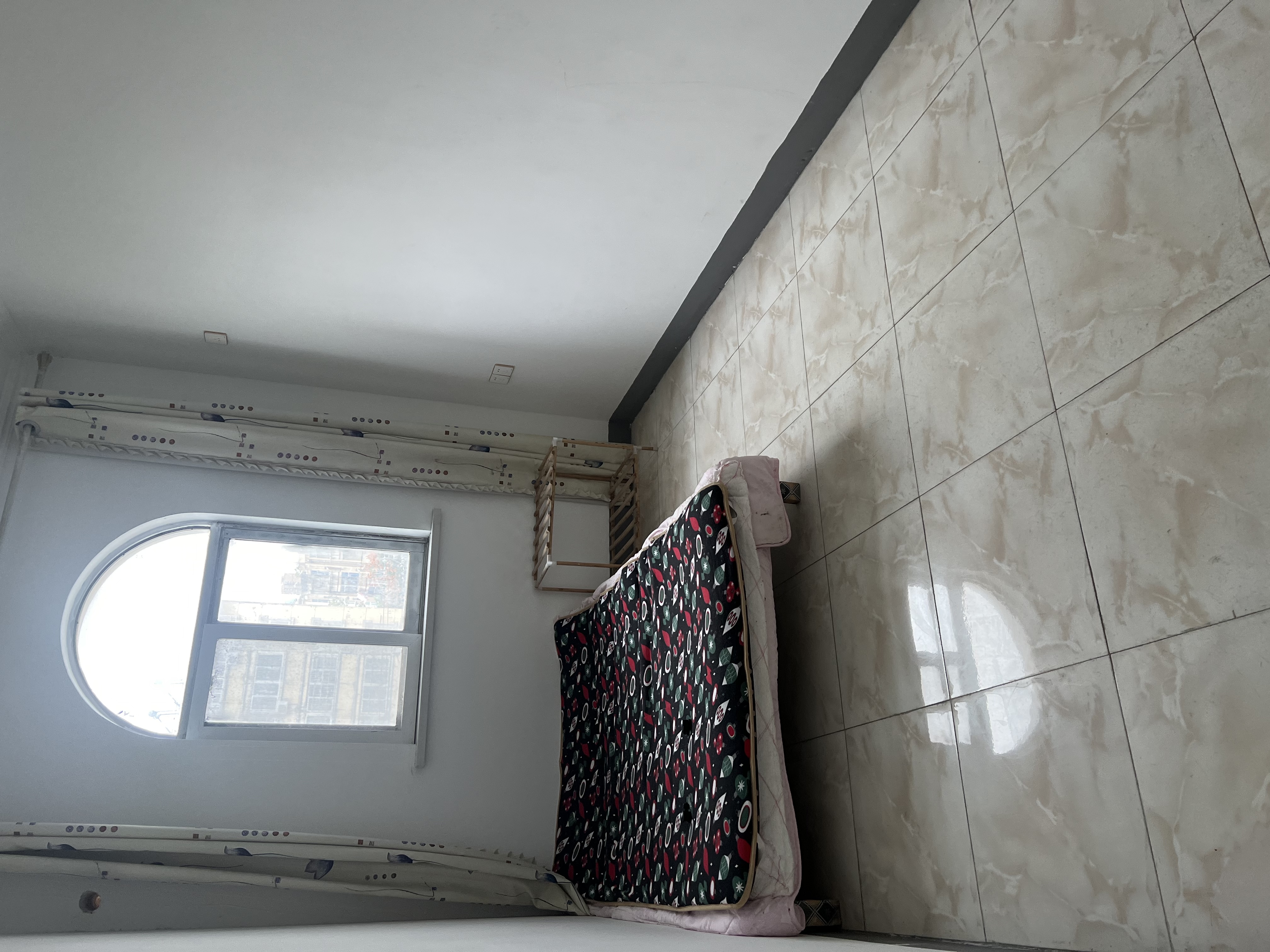 乡企委大院 随时看房·