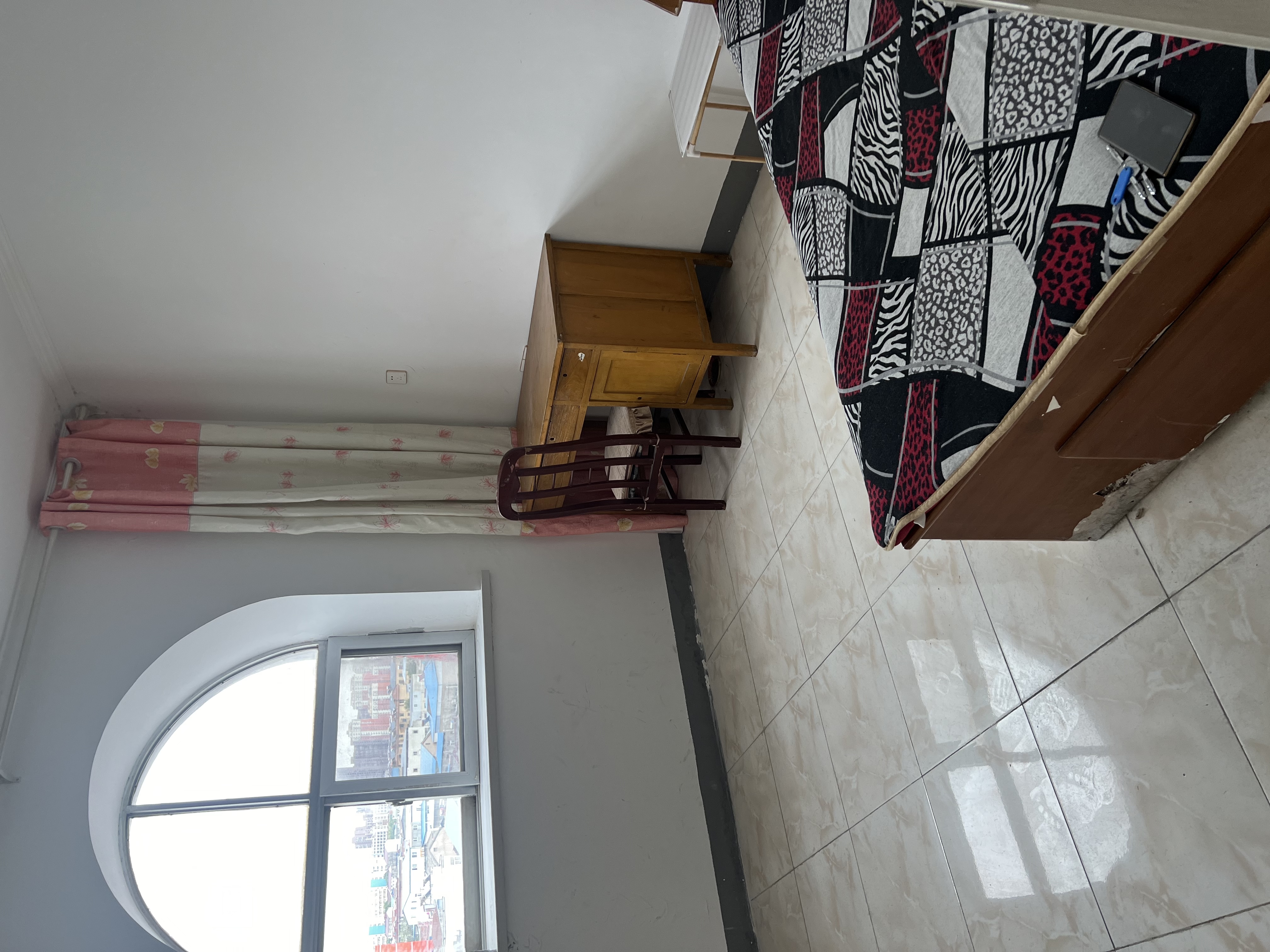 乡企委大院 随时看房·