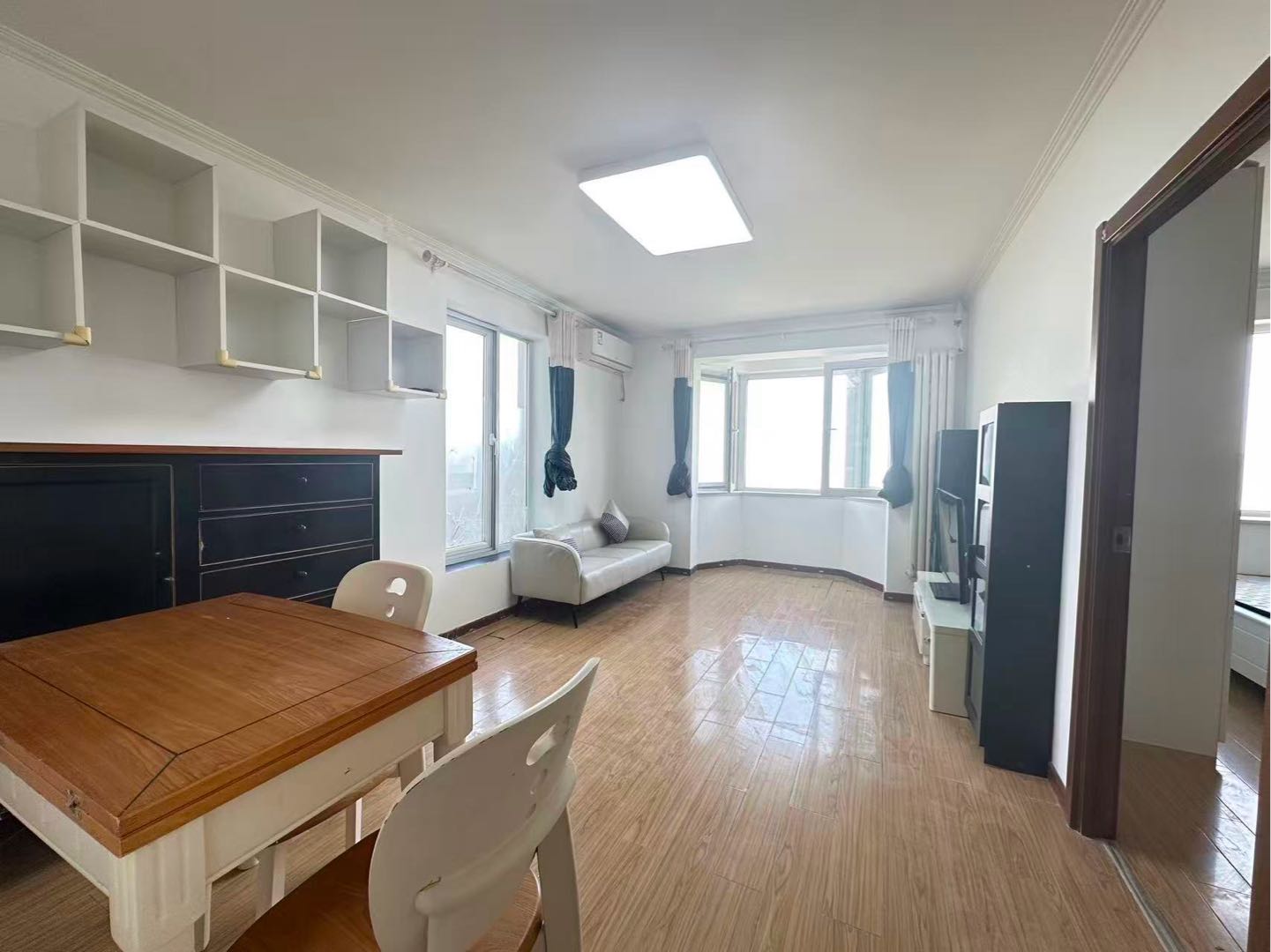 芳城园一区 随时看房·