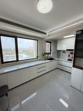 远洋凤栖翰林 随时看房·