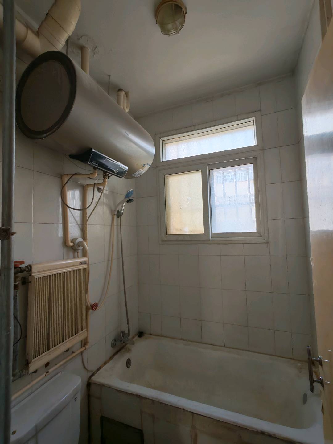 滨河花园南区 随时看房·