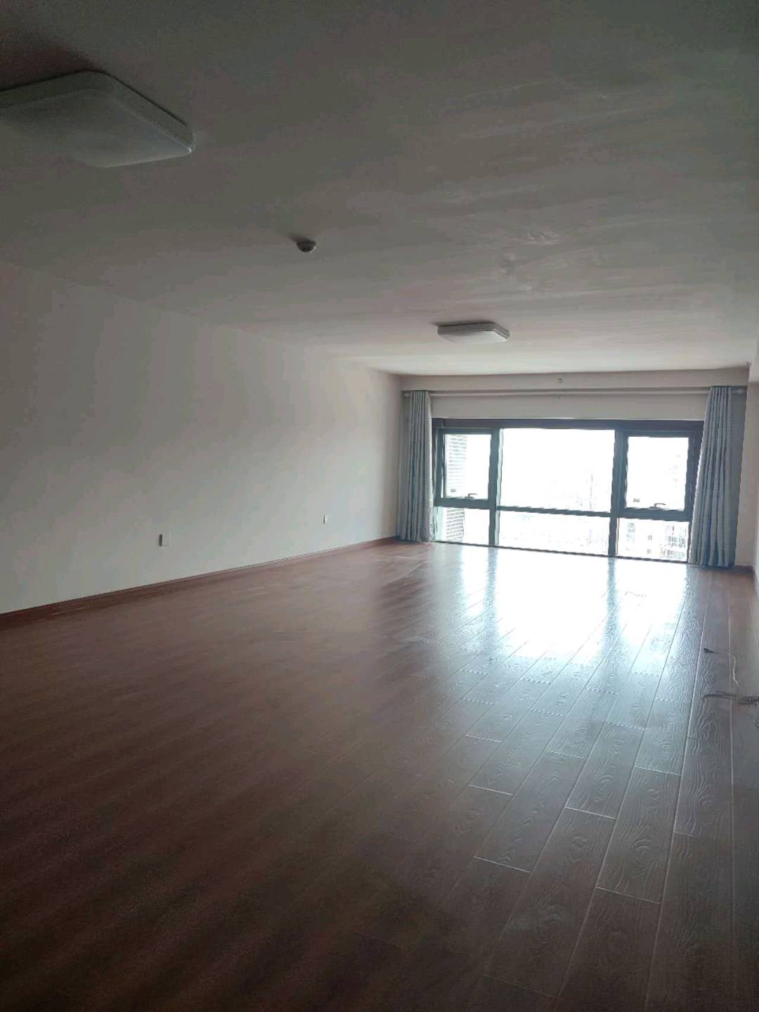 悦中心 随时看房·