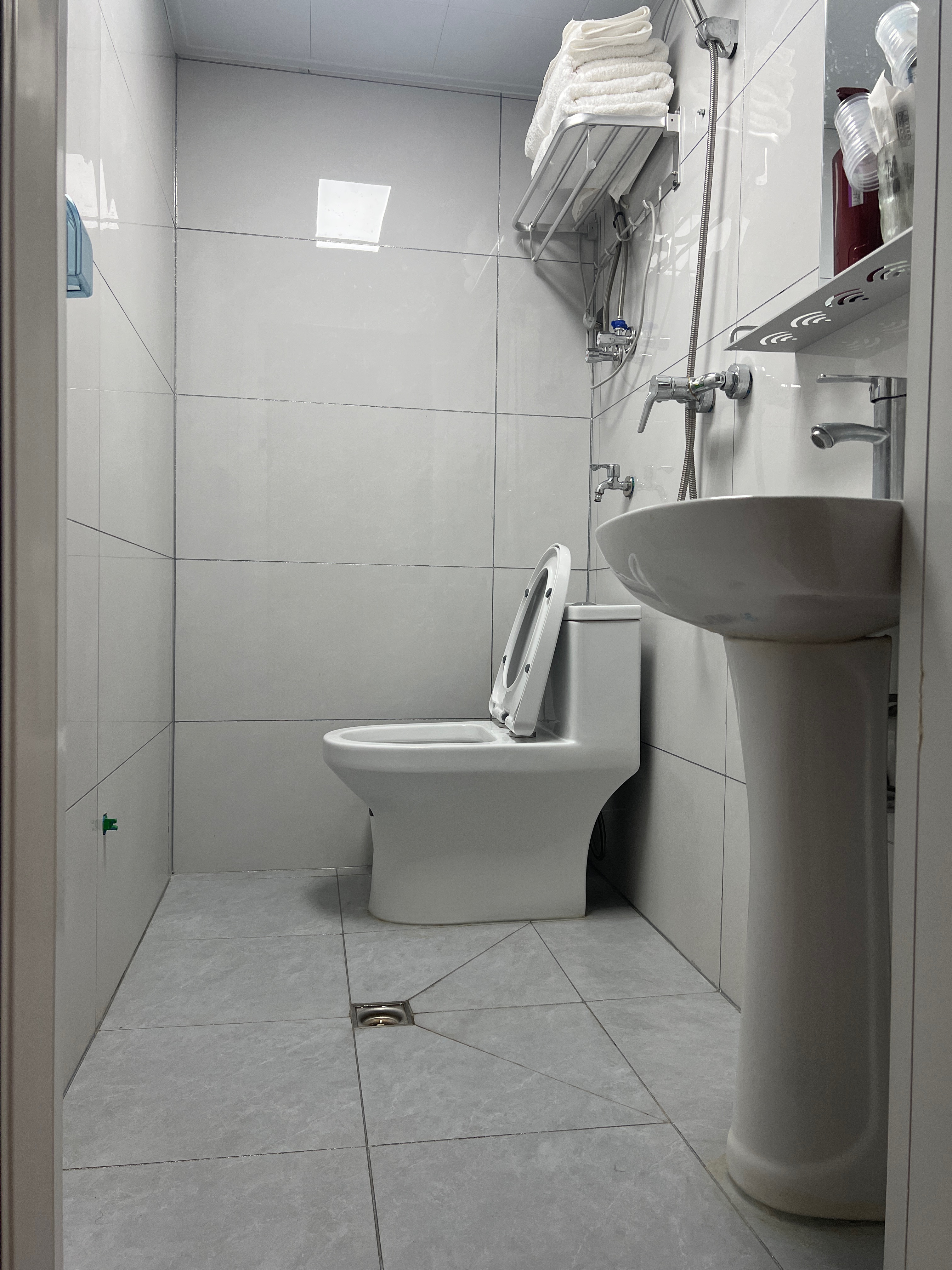 奥山世纪城二期 随时看房·