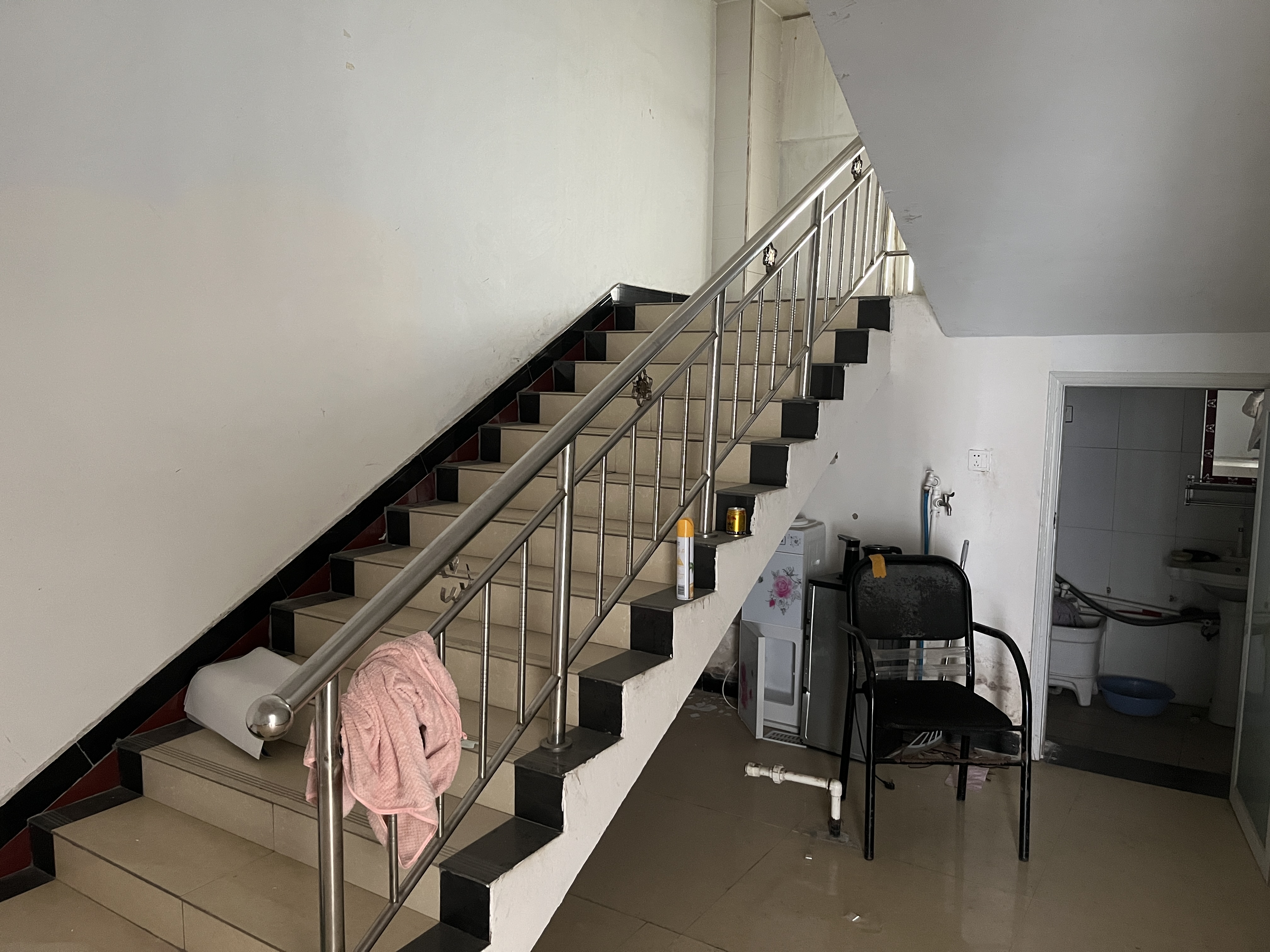 苏桥街边门面 随时看房·