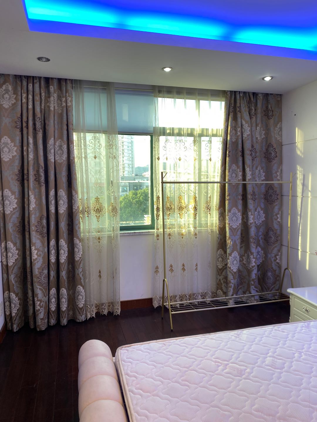 台州路桥洋叶四区 随时看房·