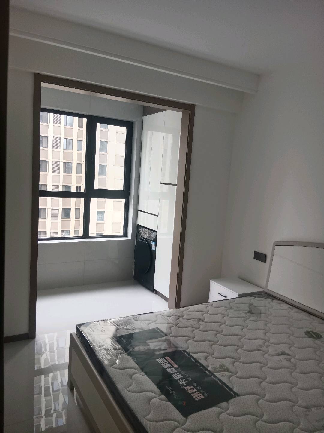 滨湖泽园 随时看房·