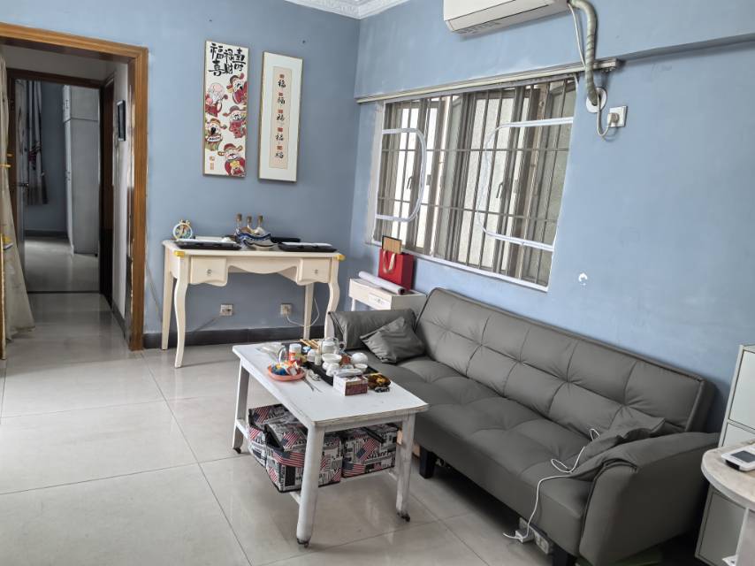 湖畔花园 随时看房·