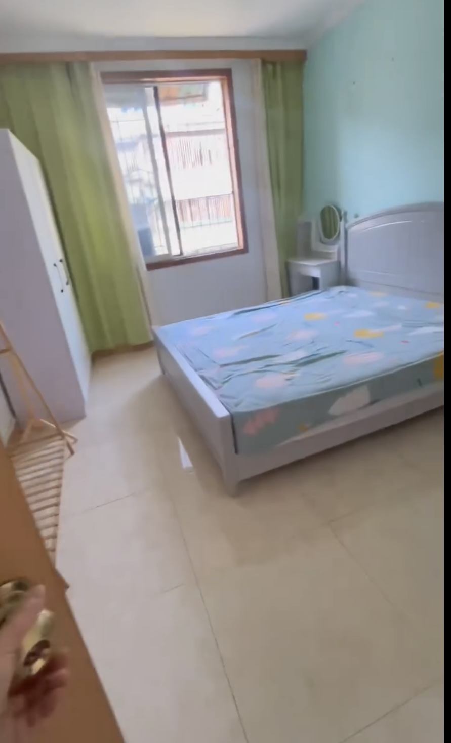 中央花园一期 随时看房·