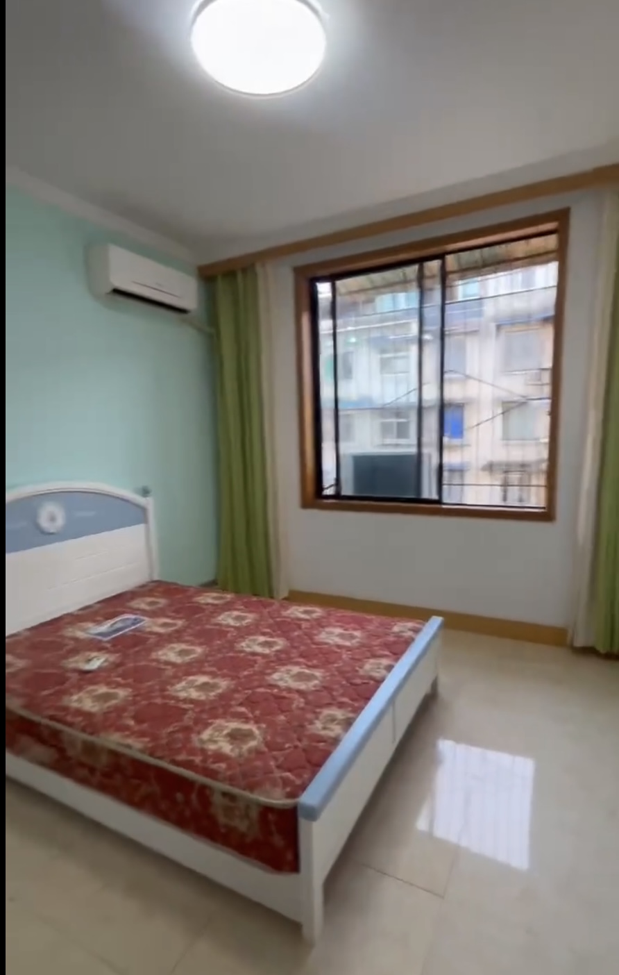 中央花园一期 随时看房·