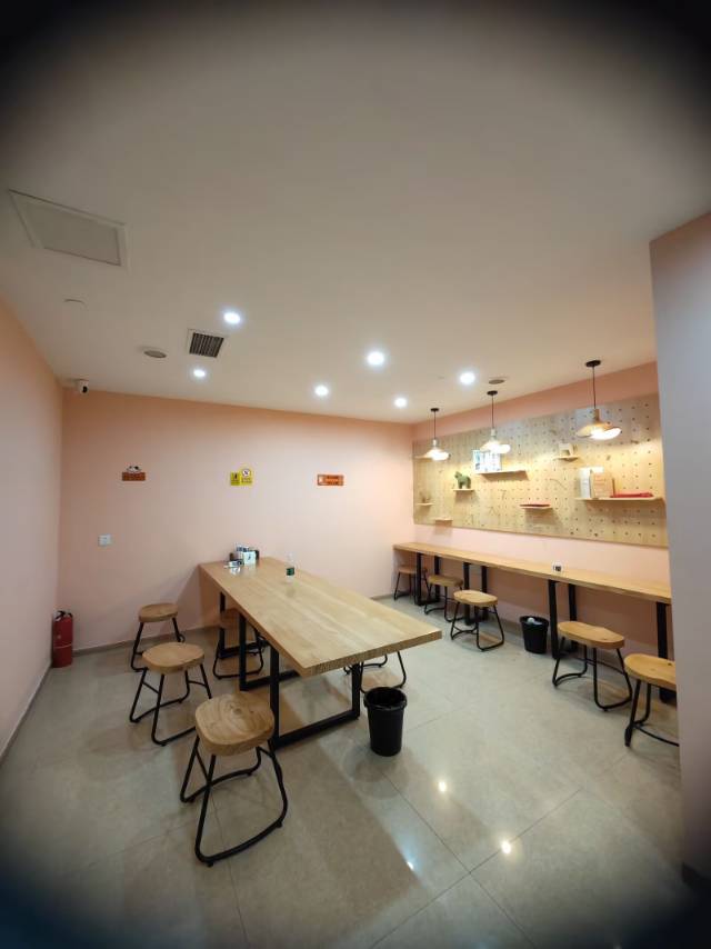 翰威城市中心 5居室 6200元/月