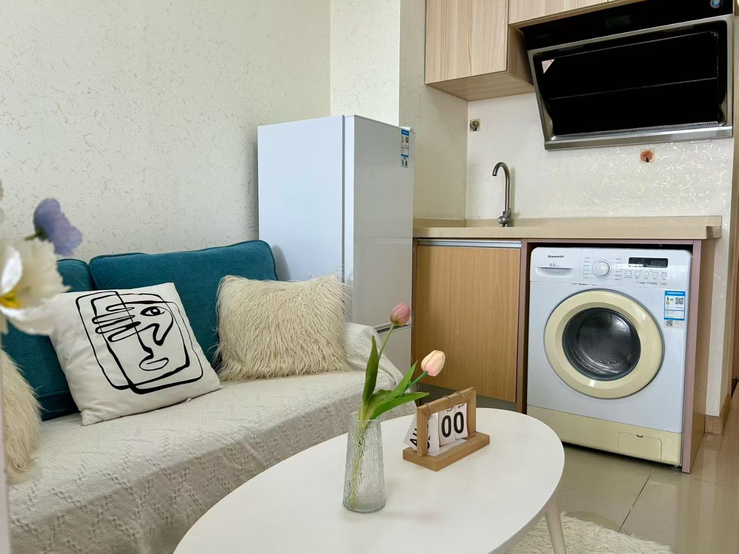 金色领域 1居室 1200元/月