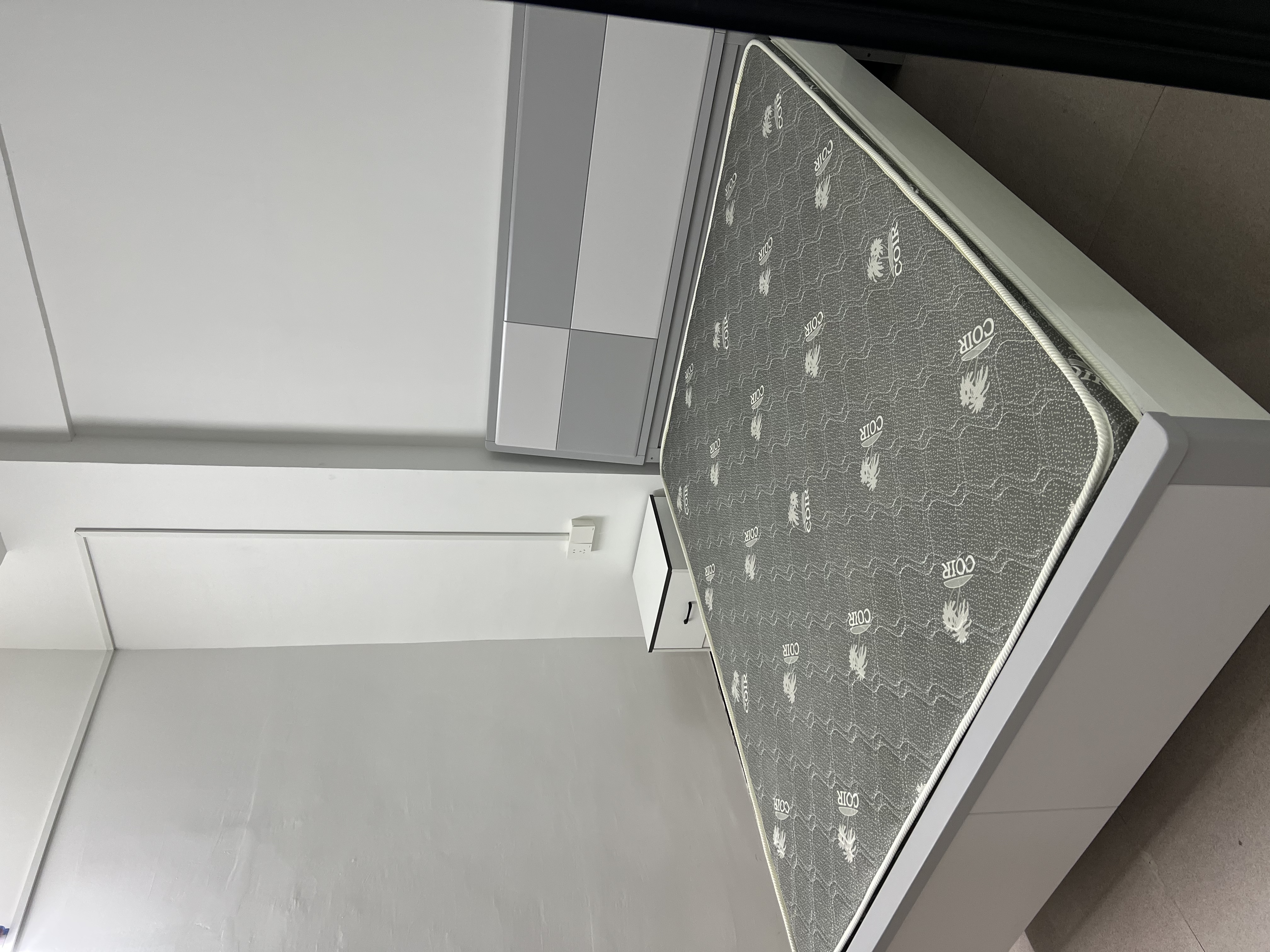 塔前中街自建房 随时看房·