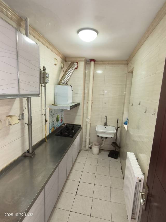 伴山居 随时看房·