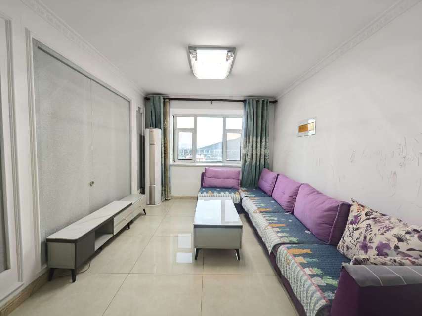 逸城山色 2居室 1450元/月