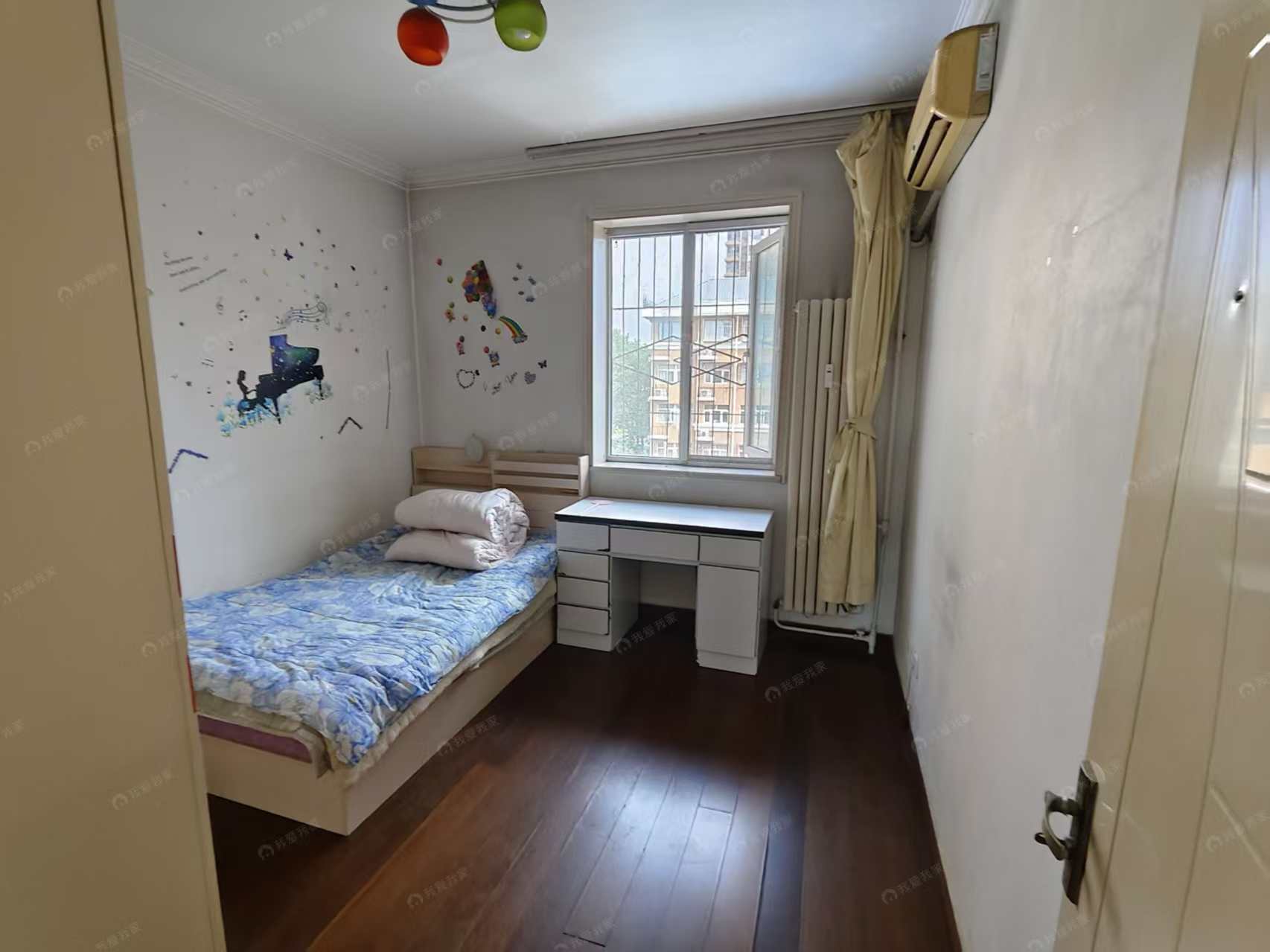 北京新仓路小区27院。 随时看房·