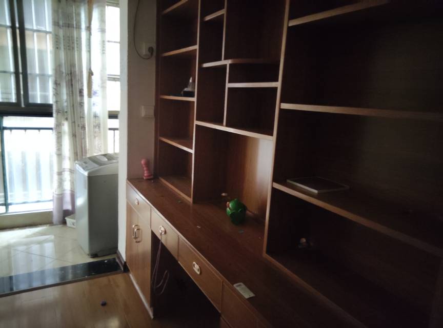 怡馨苑 随时看房·