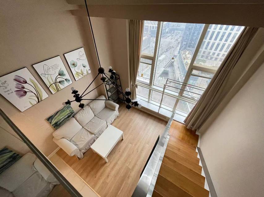 世界侨商中心 随时看房·