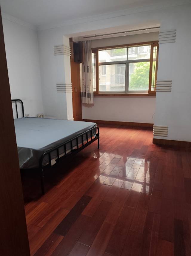 柴林花园 随时看房·